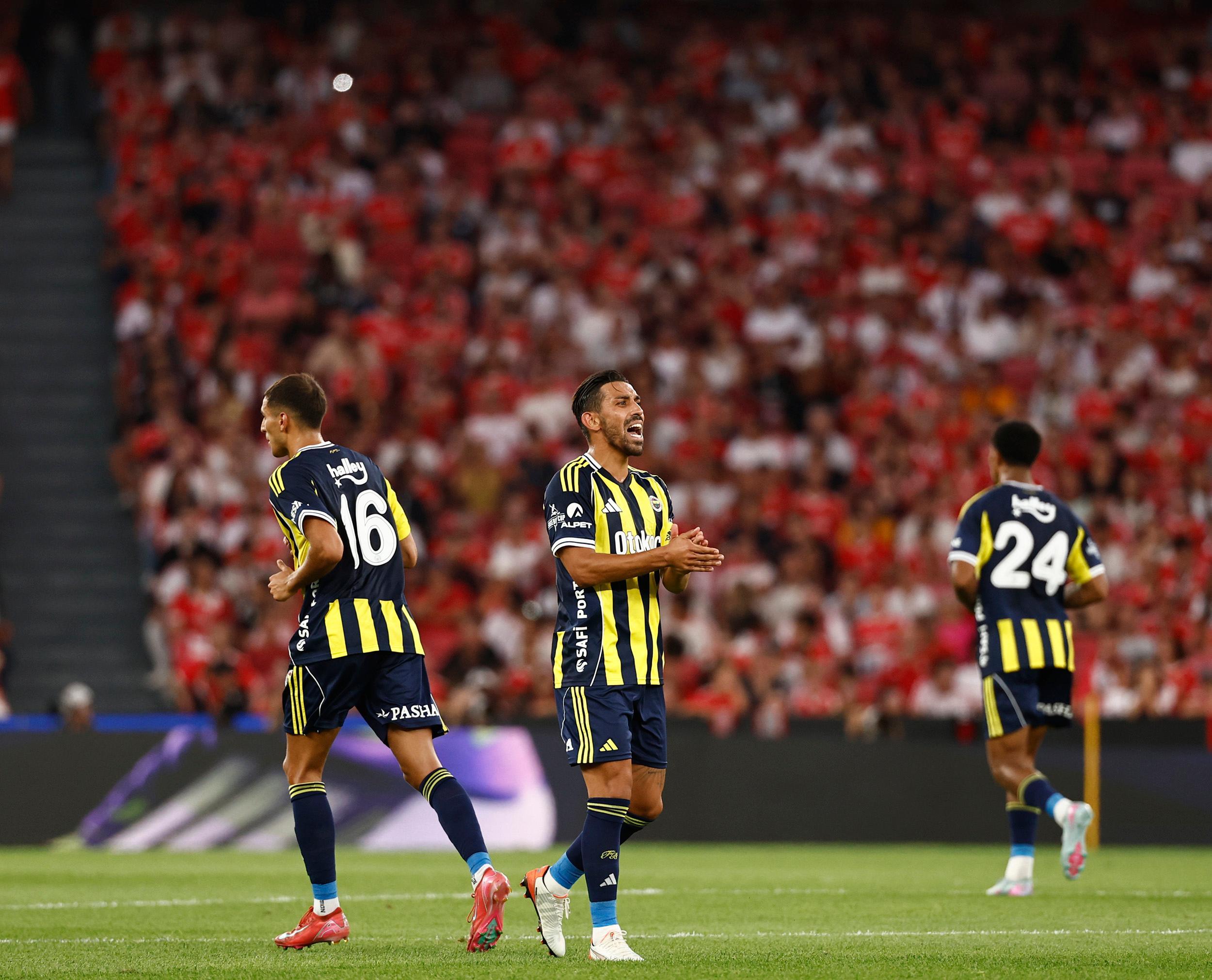 转会期体能课后，本菲卡复出首秀备战足总杯，赛场秩序良好，球队文化再被提及的简单介绍九游手游平台