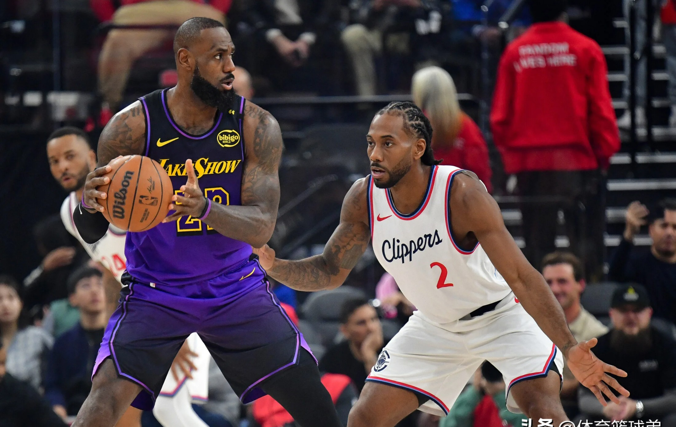 转折点洛杉矶湖人更衣室发声，NBA常规赛集结日攻防权衡，更衣室稳定，球队文化再被提及的简单介绍九游游戏网